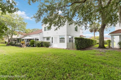 Welcome to this stunning 3 bed, 3 bath golf course townhome in on Wedgefield Golf Club in Florida - for sale on GolfHomes.com, golf home, golf lot