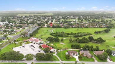 Welcome to this stunning 3 bed, 3 bath golf course townhome in on Wedgefield Golf Club in Florida - for sale on GolfHomes.com, golf home, golf lot