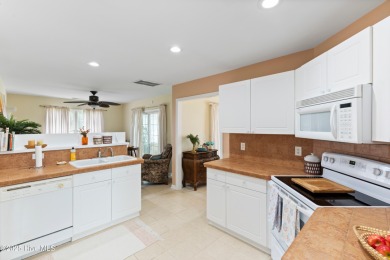 Step inside 7919 Trap Way and you're immediately welcomed into a on Masonboro Country Club in North Carolina - for sale on GolfHomes.com, golf home, golf lot