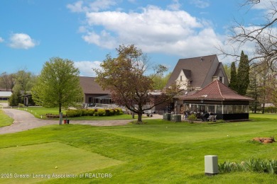 Golf Course condo - This charming condo offers everything you've on Brookshire Inn and Golf Club in Michigan - for sale on GolfHomes.com, golf home, golf lot