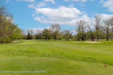 Golf Course condo - This charming condo offers everything you've on Brookshire Inn and Golf Club in Michigan - for sale on GolfHomes.com, golf home, golf lot