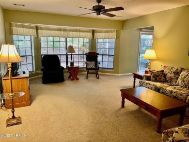 WELL MAINTAINED 3 BEDROOM, 2 BATH HOME IN ROYAL PINES.  COZY on Ladys Island Country Club in South Carolina - for sale on GolfHomes.com, golf home, golf lot