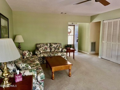 WELL MAINTAINED 3 BEDROOM, 2 BATH HOME IN ROYAL PINES.  COZY on Ladys Island Country Club in South Carolina - for sale on GolfHomes.com, golf home, golf lot