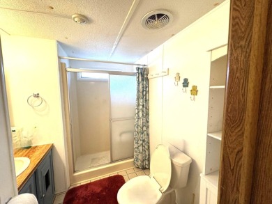 You don't want to miss this great deal on a 2-bedroom/1-bath on Lake Henry Golf Club in Florida - for sale on GolfHomes.com, golf home, golf lot