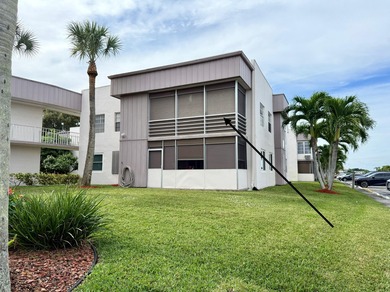 Enjoy this beautiful 2/2 Condo located in Kings Point Golf & on Kings Point Golf -Flanders Way in Florida - for sale on GolfHomes.com, golf home, golf lot