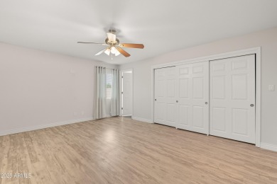 GREAT OPEN FLOOR PLAN IN A PRIME LOCATION.  SINGLE LEVEL 4 on Ahwatukee Country Club in Arizona - for sale on GolfHomes.com, golf home, golf lot