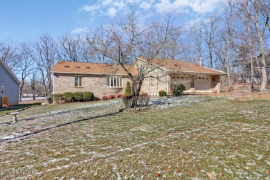 WOW! All brick sprawling ranch on a level golf front lot on Druid Hills Golf Club in Tennessee - for sale on GolfHomes.com, golf home, golf lot