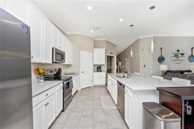 AMAZING OPPORTUNITY IN LAKEWOOD NATIONAL! GOLF MEMBERSHIP on Lakewood National Golf Club in Florida - for sale on GolfHomes.com, golf home, golf lot