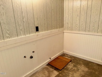 **Charming Single-Family Home in West Henderson**

Nestled in on Henderson Country Club in North Carolina - for sale on GolfHomes.com, golf home, golf lot