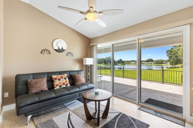 LAKEFRONT DESIGNER HOME ON SPRING-FED 'LAKE LAGUNA'! This is a on Chula Vista Executive Golf Course in Florida - for sale on GolfHomes.com, golf home, golf lot