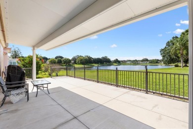 LAKEFRONT DESIGNER HOME ON SPRING-FED 'LAKE LAGUNA'! This is a on Chula Vista Executive Golf Course in Florida - for sale on GolfHomes.com, golf home, golf lot