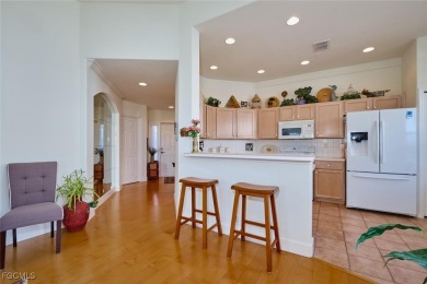 Top floor 3 bedroom condo in Lexington Country Club's Golf on Lexington Country Club in Florida - for sale on GolfHomes.com, golf home, golf lot