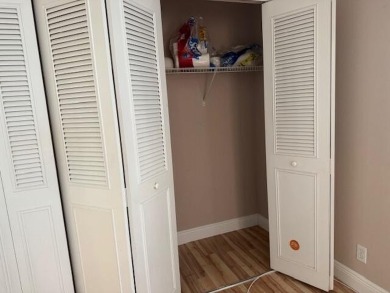 :Very motivated Seller ! Don't miss the opportunity of owning a on Kings Point Golf -Flanders Way in Florida - for sale on GolfHomes.com, golf home, golf lot