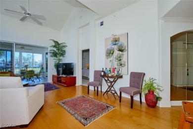 Top floor 3 bedroom condo in Lexington Country Club's Golf on Lexington Country Club in Florida - for sale on GolfHomes.com, golf home, golf lot