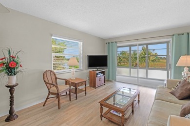 The latest news is that this 2nd floor Vista Gardens condo has on Vero Beach South Golf Course in Florida - for sale on GolfHomes.com, golf home, golf lot