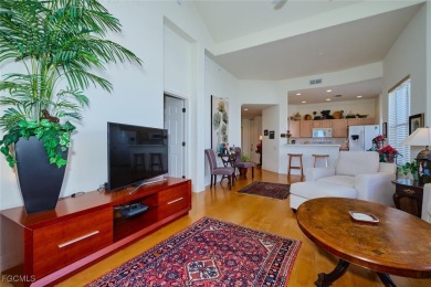 Top floor 3 bedroom condo in Lexington Country Club's Golf on Lexington Country Club in Florida - for sale on GolfHomes.com, golf home, golf lot