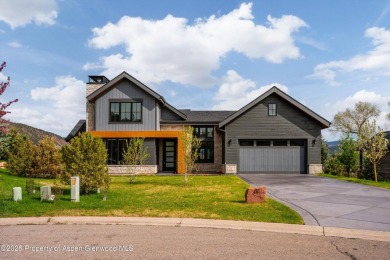 Wonderful combination of post and beam construction, wood on Aspen Glen Club in Colorado - for sale on GolfHomes.com, golf home, golf lot