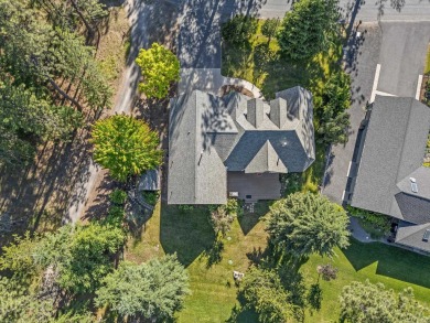 Motivated Sellers. Sitting right on the 5th green of the on Chewelah Golf and Country Club  in Washington - for sale on GolfHomes.com, golf home, golf lot