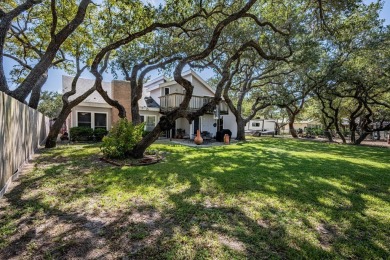 Lamar Peninsula Retreat under Majestic Coastal Oaks.  Nestled on Lamar Golf Course in Texas - for sale on GolfHomes.com, golf home, golf lot