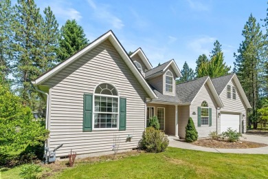 Motivated Sellers. Sitting right on the 5th green of the on Chewelah Golf and Country Club  in Washington - for sale on GolfHomes.com, golf home, golf lot