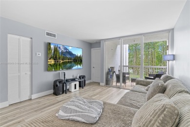 Beautifully updated 1 bedroom, 1.5 bathroom first-floor condo in on Doral Golf Resort in Florida - for sale on GolfHomes.com, golf home, golf lot