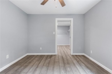 So much space!! Check out this home in Diamond City. Just on Diamond Hills Country Club in Arkansas - for sale on GolfHomes.com, golf home, golf lot