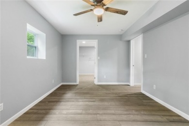 So much space!! Check out this home in Diamond City. Just on Diamond Hills Country Club in Arkansas - for sale on GolfHomes.com, golf home, golf lot