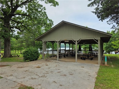 Looking for Lake life and golf all in one? This community has it on The Trail At Chickasaw Pointe in South Carolina - for sale on GolfHomes.com, golf home, golf lot