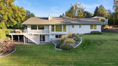 MLS# 288082 Discover this stunning custom home perfectly on Meadow Springs Country Club in Washington - for sale on GolfHomes.com, golf home, golf lot