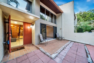 Spacious and updated villa-style condo, 2-story 2-bedroom 2-bath on Jacaranda Golf Club in Florida - for sale on GolfHomes.com, golf home, golf lot