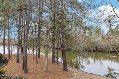 BEAUTIFUL AND SERENE SETTING! WEST WIND TOWNHOME ON LAKE IN on Harbour Point Golf Club in North Carolina - for sale on GolfHomes.com, golf home, golf lot
