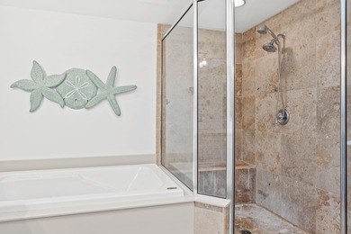 *MOTIVATED* Step inside this STUNNING 2 bed/2.5 bath condo on Sandestin Golf and Beach Resort - The Links in Florida - for sale on GolfHomes.com, golf home, golf lot