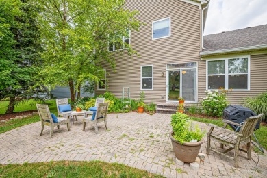 Welcome to this stunning 4 bedroom, 2.5 bath home in desirable on Foxford Hills Golf Club in Illinois - for sale on GolfHomes.com, golf home, golf lot