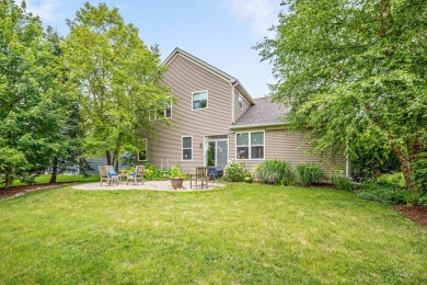Welcome to this stunning 4 bedroom, 2.5 bath home in desirable on Foxford Hills Golf Club in Illinois - for sale on GolfHomes.com, golf home, golf lot
