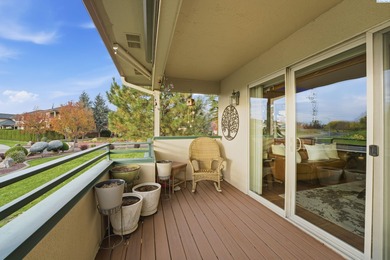 MLS# 288811 Experience elevated living in this remarkable on Columbia Point Golf Course in Washington - for sale on GolfHomes.com, golf home, golf lot