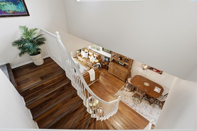 MLS# 288811 Experience elevated living in this remarkable on Columbia Point Golf Course in Washington - for sale on GolfHomes.com, golf home, golf lot