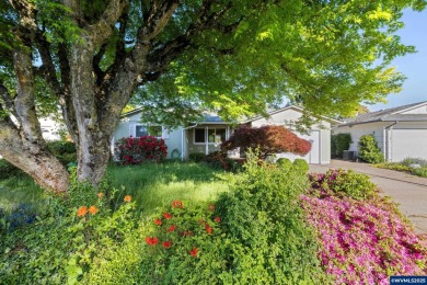 Enjoy golf course living on the 17th fairway in the heart of on  in Oregon - for sale on GolfHomes.com, golf home, golf lot