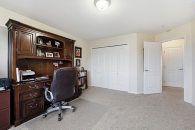 MLS# 288811 Experience elevated living in this remarkable on Columbia Point Golf Course in Washington - for sale on GolfHomes.com, golf home, golf lot