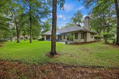 Discover this beautifully maintained 3-bedroom, 3-bath home at on Oyster Reef Golf Course in South Carolina - for sale on GolfHomes.com, golf home, golf lot