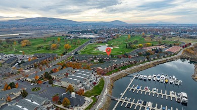 MLS# 288811 Experience elevated living in this remarkable on Columbia Point Golf Course in Washington - for sale on GolfHomes.com, golf home, golf lot