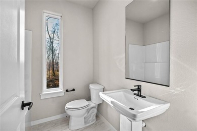 Modern new construction in Bella Vista with stunning on Bella Vista Country Club - Berksdale in Arkansas - for sale on GolfHomes.com, golf home, golf lot