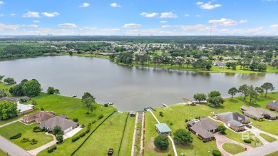 Welcome to this beautifully crafted 4-bedroom, 3.5-bath home on Glenlakes Golf Club in Alabama - for sale on GolfHomes.com, golf home, golf lot