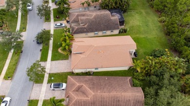 FANTASTIC 3-bed/2-bath plus 2CAR GARAGE! Located within the on Champions Club at Summerfield in Florida - for sale on GolfHomes.com, golf home, golf lot