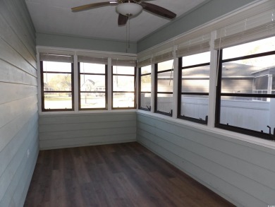 Great home. 3 bedrooms/2 bathrooms.  All new flooring and fresh on Arrowhead Country Club in South Carolina - for sale on GolfHomes.com, golf home, golf lot
