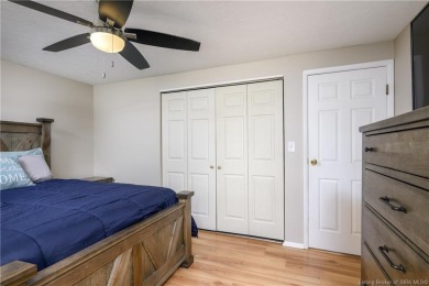 LOCATION - FANTASTIC 3 bed, 2 bath Bi-Level with  1600 sq ft on Jeffersonville Elks Golf Club in Indiana - for sale on GolfHomes.com, golf home, golf lot