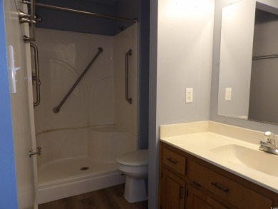 Great home. 3 bedrooms/2 bathrooms.  All new flooring and fresh on Arrowhead Country Club in South Carolina - for sale on GolfHomes.com, golf home, golf lot