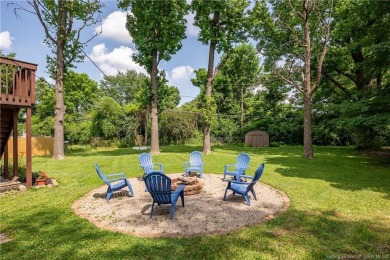 LOCATION - FANTASTIC 3 bed, 2 bath Bi-Level with  1600 sq ft on Jeffersonville Elks Golf Club in Indiana - for sale on GolfHomes.com, golf home, golf lot