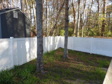 Great home. 3 bedrooms/2 bathrooms.  All new flooring and fresh on Arrowhead Country Club in South Carolina - for sale on GolfHomes.com, golf home, golf lot