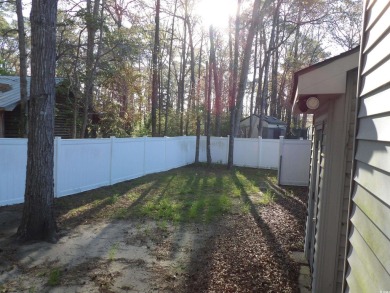 Great home. 3 bedrooms/2 bathrooms.  All new flooring and fresh on Arrowhead Country Club in South Carolina - for sale on GolfHomes.com, golf home, golf lot