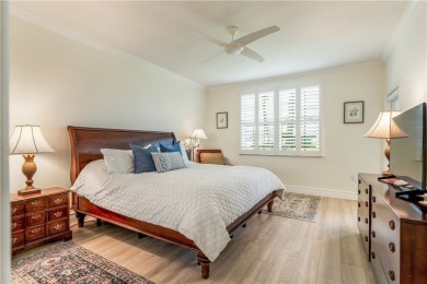 READY TO MOVE IN - 1st floor LAKEFRONT CONDO: 2 BD/2 BA on Oak Harbor Country Club in Florida - for sale on GolfHomes.com, golf home, golf lot